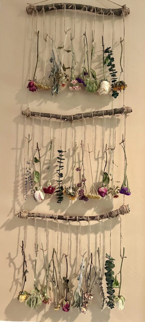 dry flower wall hanging